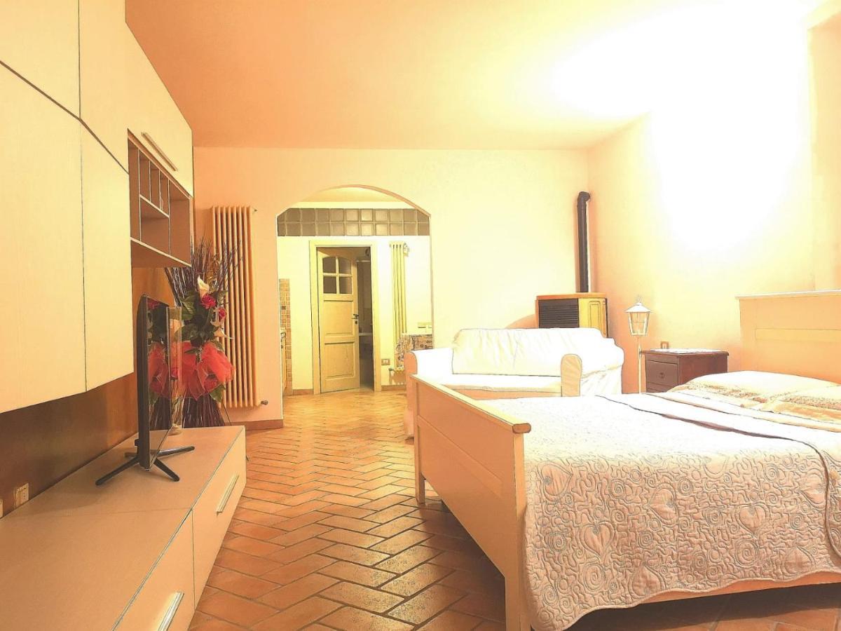 Hotel Casa Mica Abbadia San Salvator Exteriér fotografie